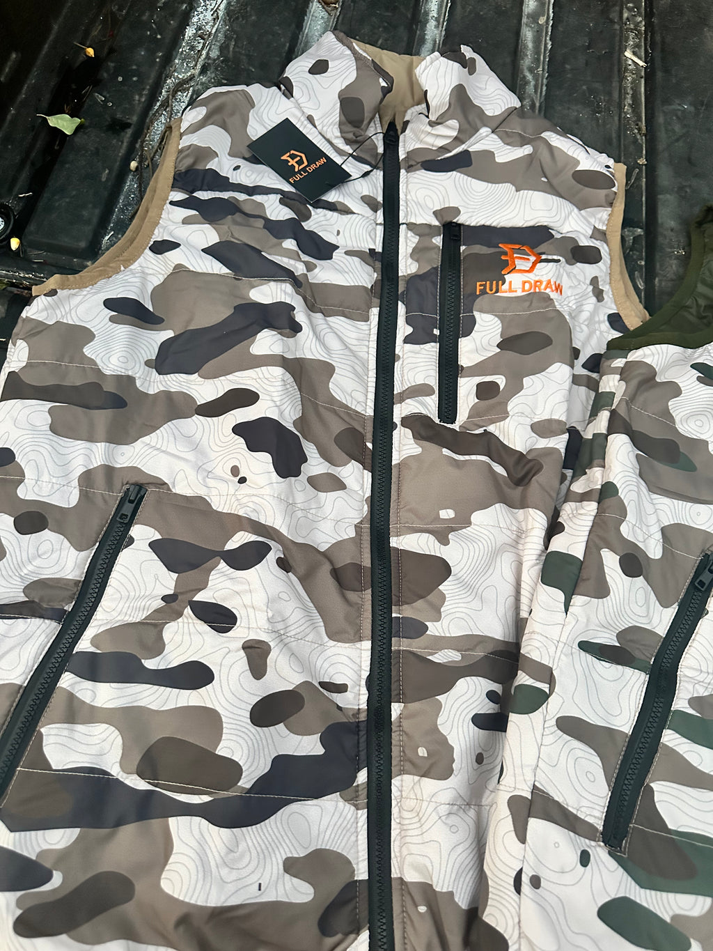 Full Draw Field Vest Reversible